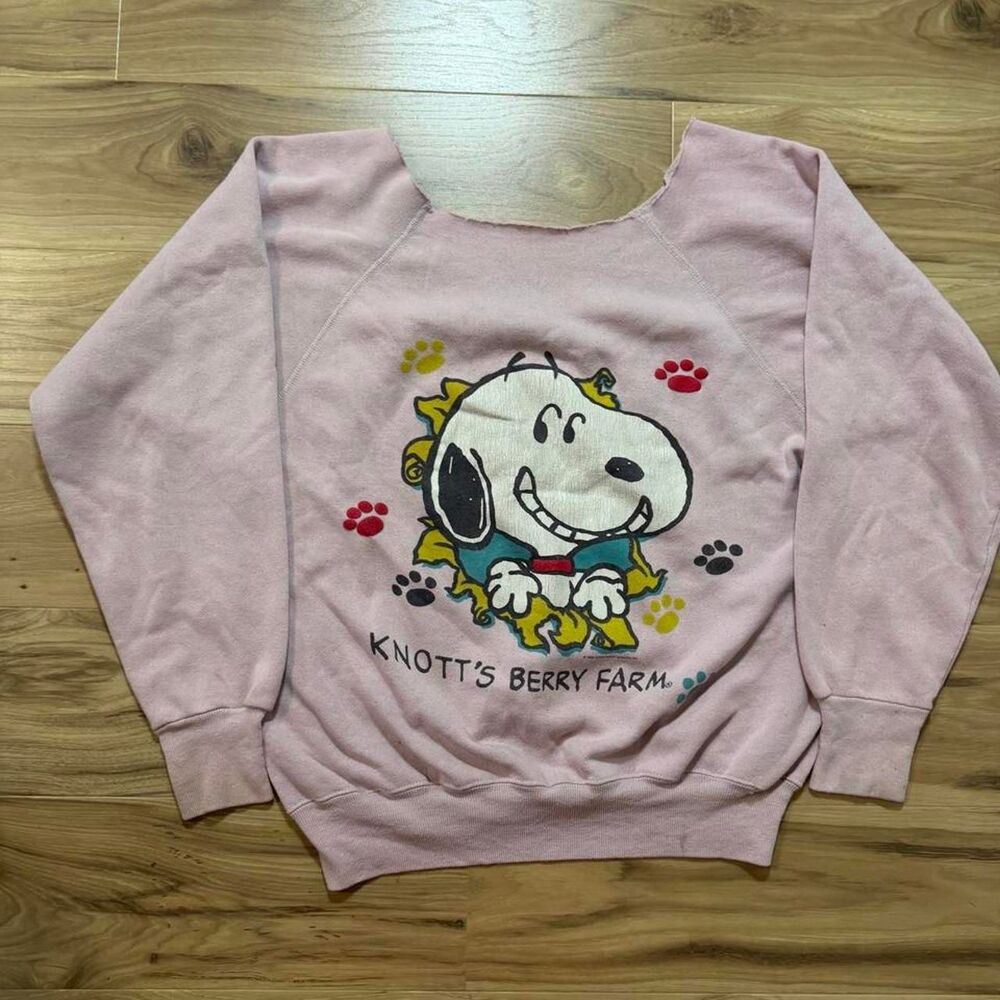 Vintage 80s Snoopy crewneck sweatshirt distressed cut neck graphic size large